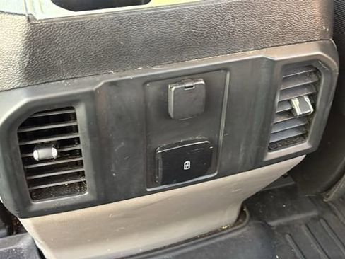 Used 2020 Ford F150 XL w/ Equipment Group 101A Mid AWD/4WD image 10