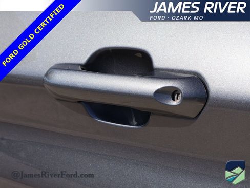 Certified 2025 Ford Explorer Active image 21