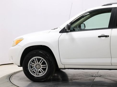 Used 2007 Toyota RAV4 2WD image 7