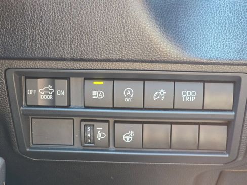 Used 2025 Toyota Tundra SR5 w/ TRD Off-Road Package AWD/4WD image 36