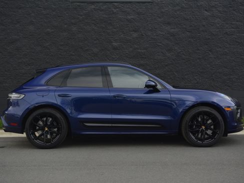 Certified 2024 Porsche Macan GTS w/ Premium Plus Package image 8