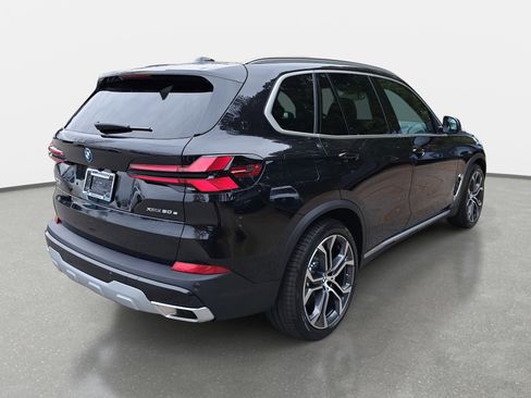 New 2026 BMW X5 xDrive50e w/ Executive Package image 5