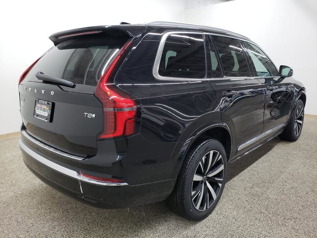 New 2025 Volvo XC90 T8 Core w/ Protection Package Premier AWD/4WD image 3