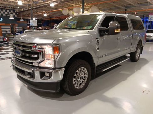 Used 2021 Ford F250 Lariat w/ Chrome Package image 1
