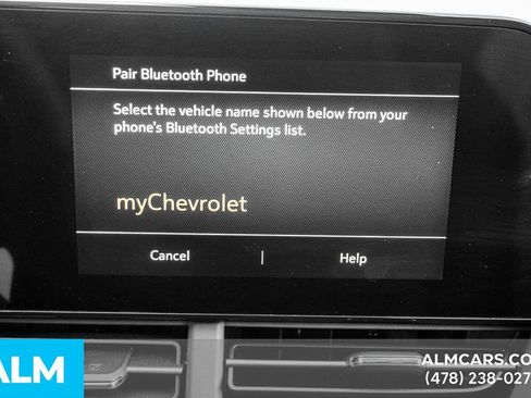 Used 2025 Chevrolet Trax LS image 33