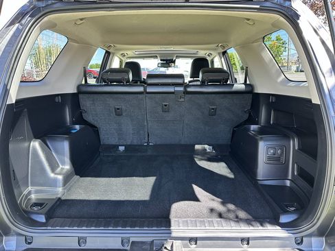 Used 2023 Toyota 4Runner TRD Off-Road Premium w/ Off Road Premium Plus Package AWD/4WD image 24