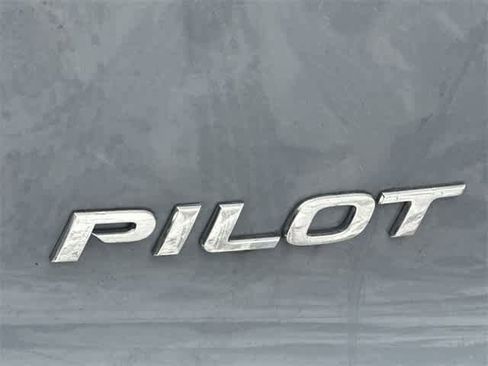 Used 2022 Honda Pilot Sport image 19