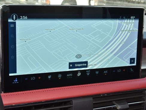 New 2025 Lincoln Corsair Reserve w/ Equipment Group 202A image 27