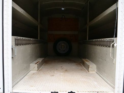 Used 2019 Ford F550 XL / DRW / Knapheide KUV / V8 image 27