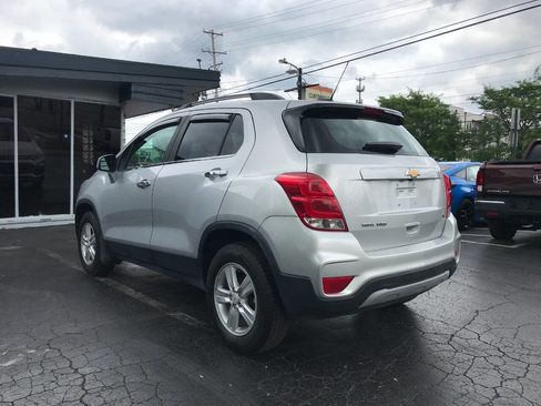 Used 2019 Chevrolet Trax LT w/ LT Convenience Package AWD/4WD image 5