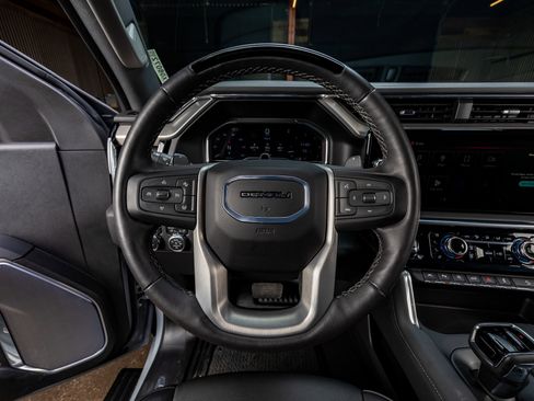 Used 2025 GMC Sierra 1500 Denali image 19