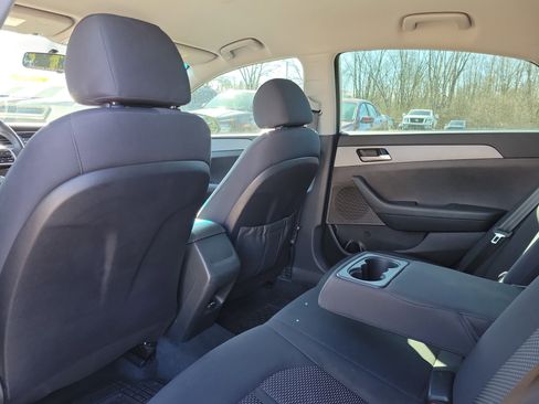 Used 2019 Hyundai Sonata SE image 14