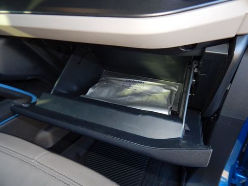 Used 2023 Ford Bronco Wildtrak image 23