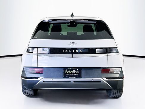 Used 2024 Hyundai Ioniq 5 SEL image 7