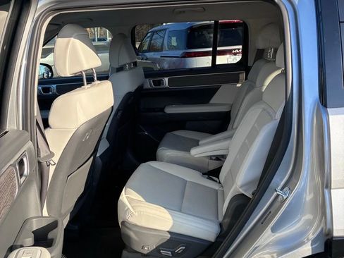 Used 2024 Hyundai Santa Fe Calligraphy image 24