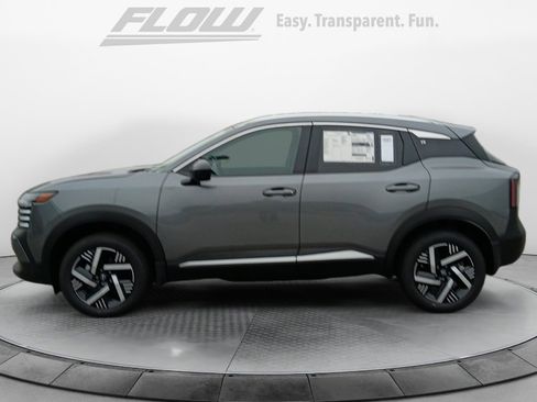 New 2026 Nissan Kicks SV w/ SV Premium Package FWD image 4