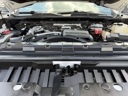 Used 2024 Chevrolet Silverado 2500 High Country w/ High Country Premium Package AWD/4WD image 32