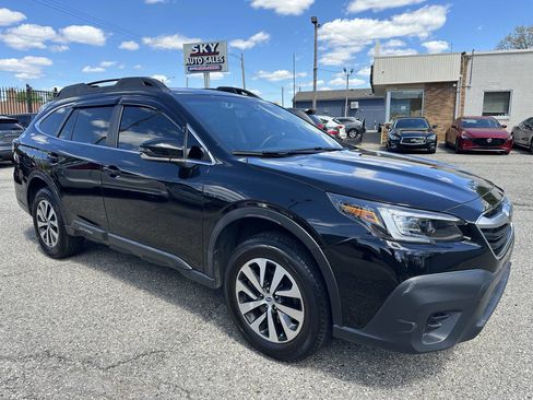 Used 2020 Subaru Outback Premium AWD/4WD image 1