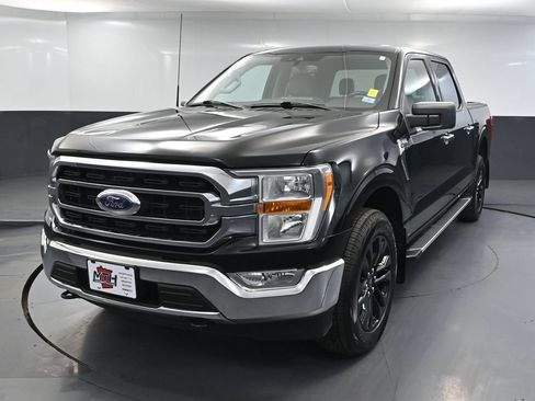 Used 2022 Ford F150 XLT w/ Equipment Group 301A Mid AWD/4WD image 13