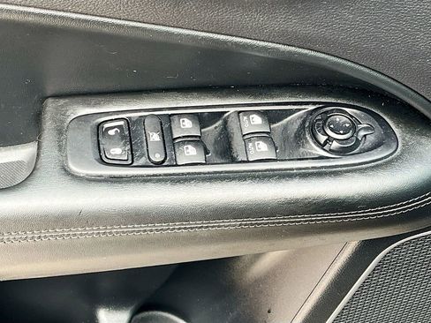 Used 2020 Jeep Compass Altitude image 17