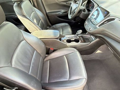 Used 2024 Chevrolet Malibu LT FWD image 35