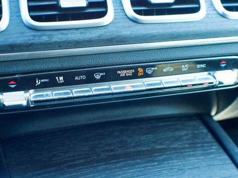 Used 2021 Mercedes-Benz GLE 350 4MATIC image 31