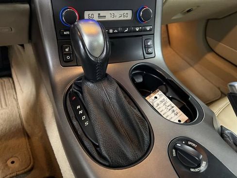 Used 2007 Chevrolet Corvette Coupe w/ Preferred Equipment Group RWD image 14