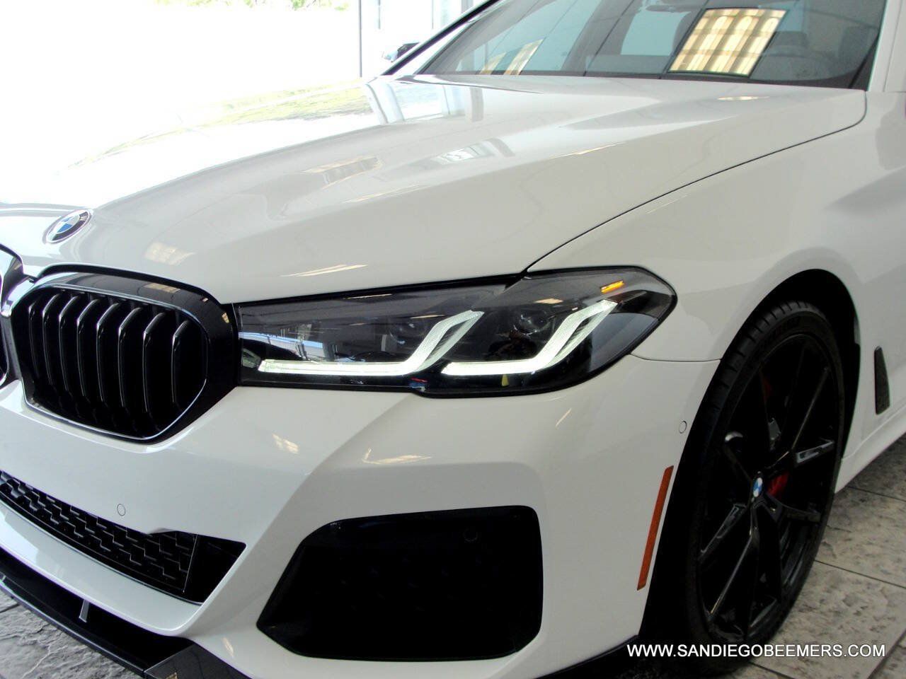 Used 2023 BMW 540i w/ M Sport Package RWD image 42