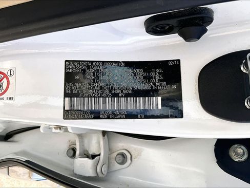 Used 2014 Lexus LX 570 4WD image 34