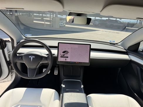 Used 2021 Tesla Model 3 Performance AWD/4WD image 34