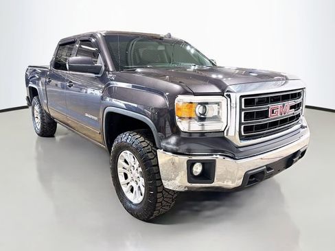 Used 2014 GMC Sierra 1500 SLE w/ SLE Value Package AWD/4WD image 5
