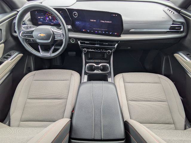 Certified 2026 Chevrolet Traverse LT w/ Driver Confidence Package FWD image 16