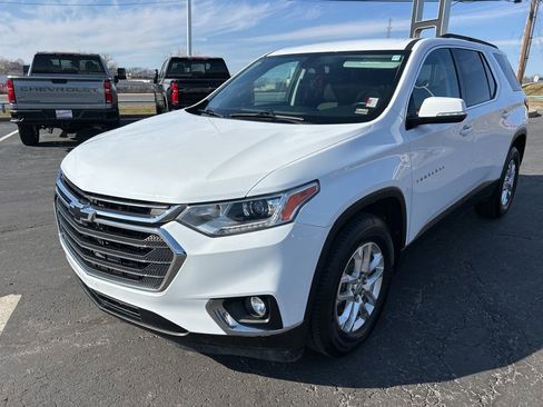 Used 2019 Chevrolet Traverse LT image 9