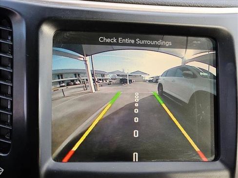 Used 2017 Jeep Cherokee Latitude image 14