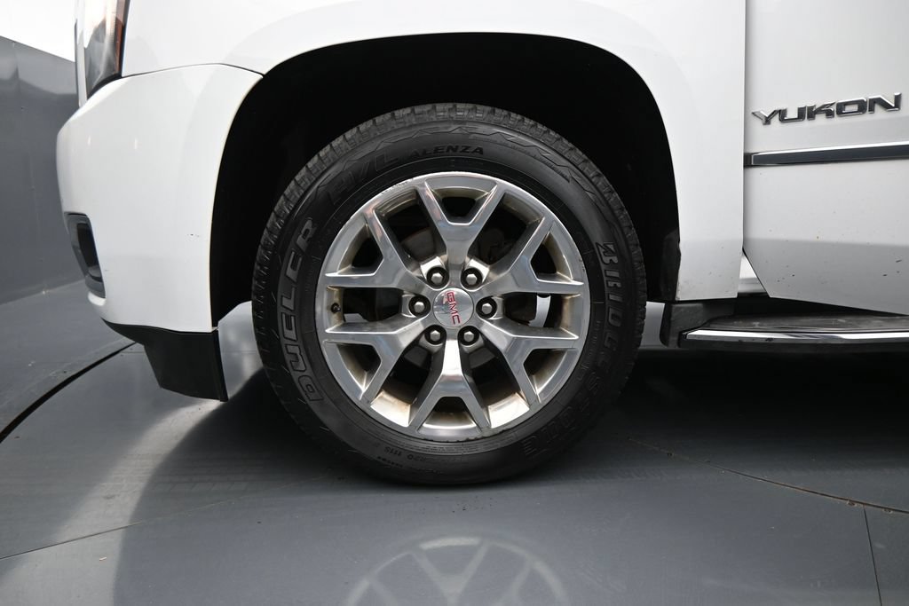 Used 2016 GMC Yukon XL SLT w/ Open Road Package AWD/4WD image 29