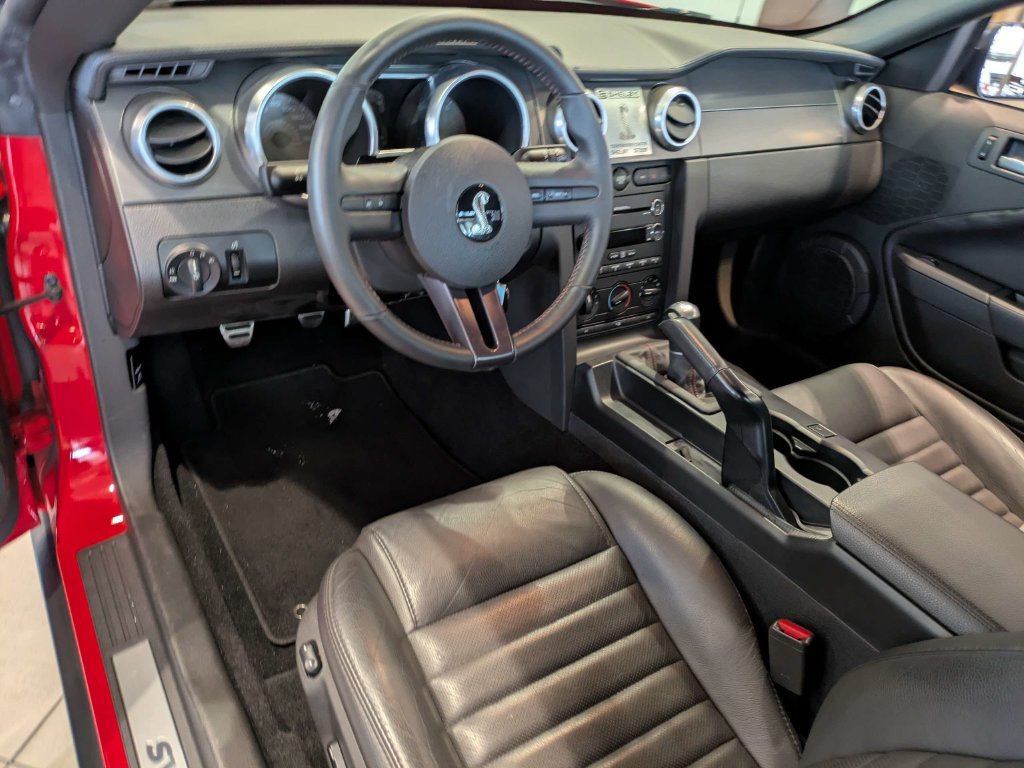 Used 2009 Ford Mustang Shelby GT500 RWD image 17