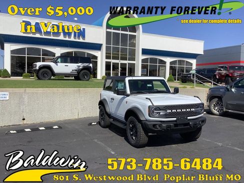 New 2026 Ford Bronco Badlands AWD/4WD image 1