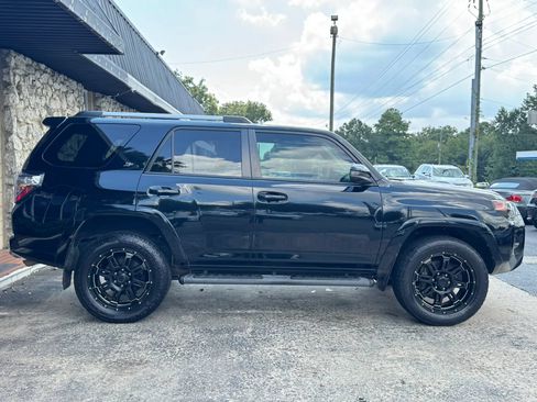 Used 2016 Toyota 4Runner Trail AWD/4WD image 8