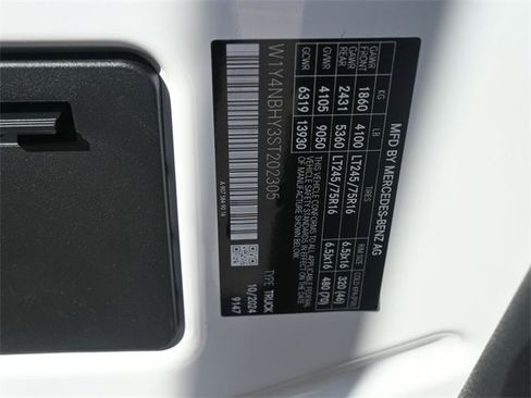 New 2025 Mercedes-Benz Sprinter 2500 image 23