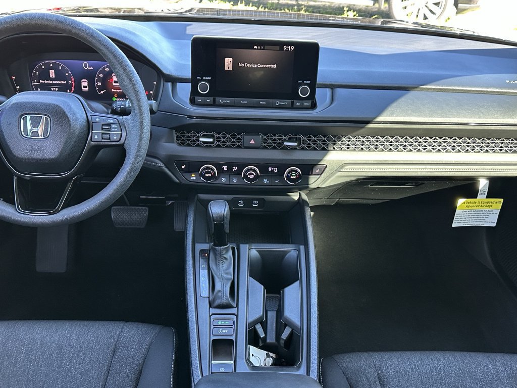 Used 2025 Honda Accord SE image 12