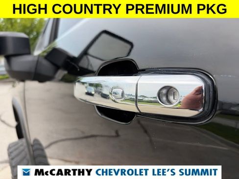 Used 2025 Chevrolet Silverado 2500 High Country w/ High Country Premium Package AWD/4WD image 53