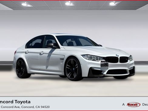 Used 2015 BMW M3 RWD image 1
