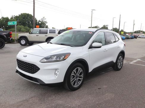 Used 2022 Ford Escape SEL FWD image 3