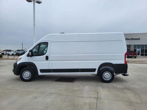 New 2026 RAM ProMaster 2500 w/ Storage Group image 2