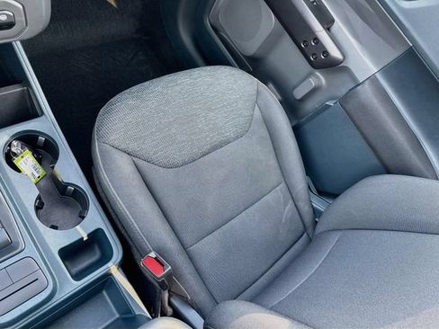 Certified 2025 Ford Maverick XL FWD image 29
