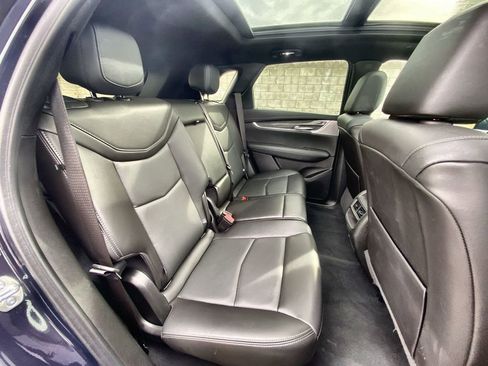 Certified 2025 Cadillac XT5 Sportv AWD/4WD image 27
