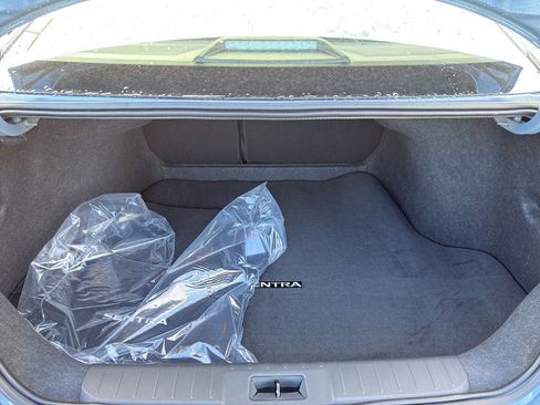 New 2025 Nissan Sentra SR image 35