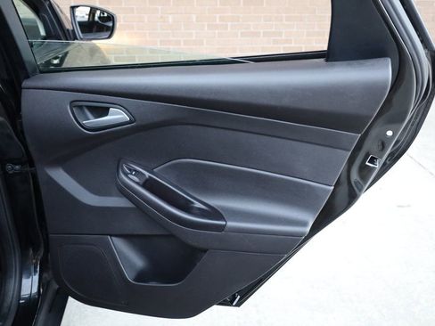 Used 2014 Ford Focus SE image 20