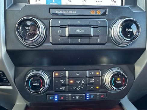 Used 2019 Ford F250 King Ranch w/ King Ranch Ultimate Package image 49