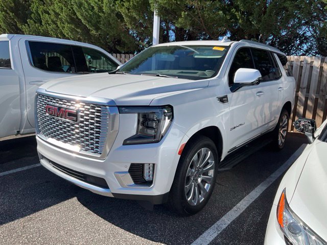 Used 2021 GMC Yukon Denali AWD/4WD image 3